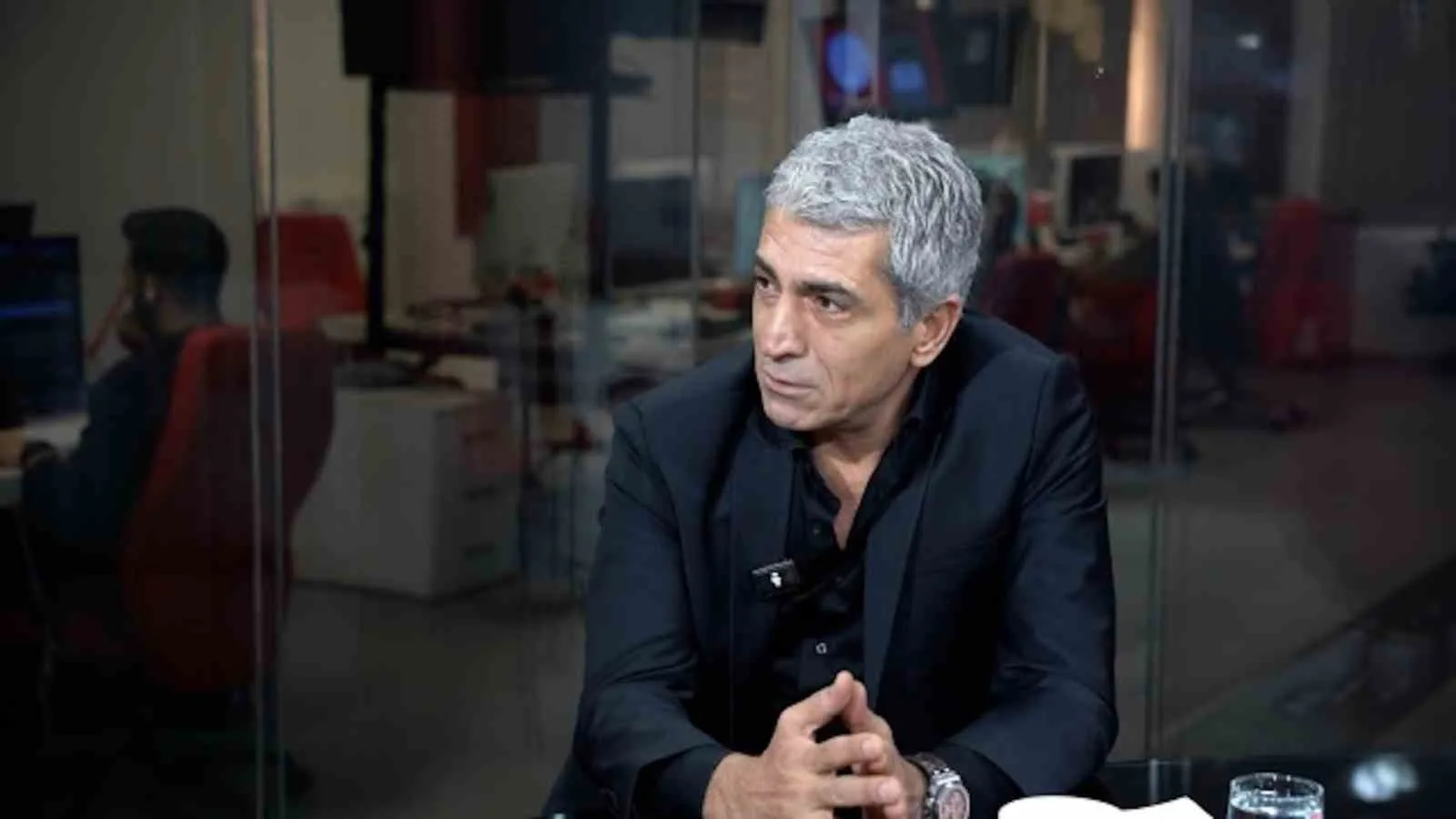 Ünlü turizmci Bülent Kaya, katıldığı programda Montenegro’da Türklerin hedef alındığı