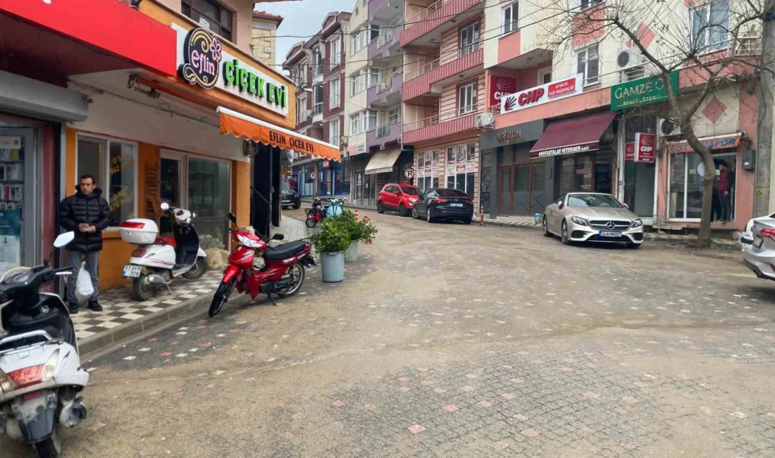 AFAD verilerine göre, saat 14.28'de Çanakkale'nin Ayvacık ilçesi açıklarında, yerin