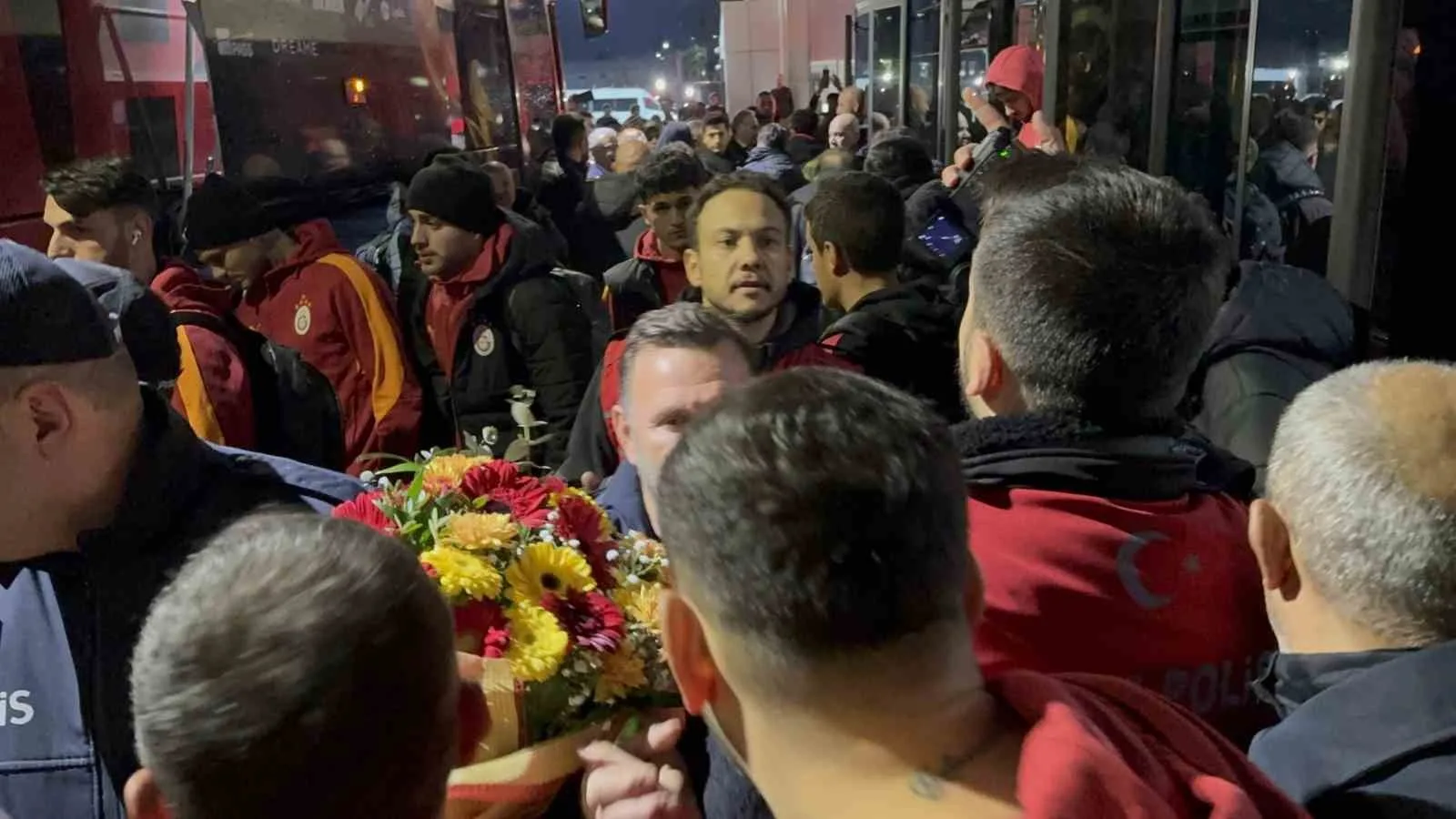 Ziraat Türkiye Kupası'nda Fethiyespor ile karşılaşacak olan Galatasaray, Muğla'da taraftarların