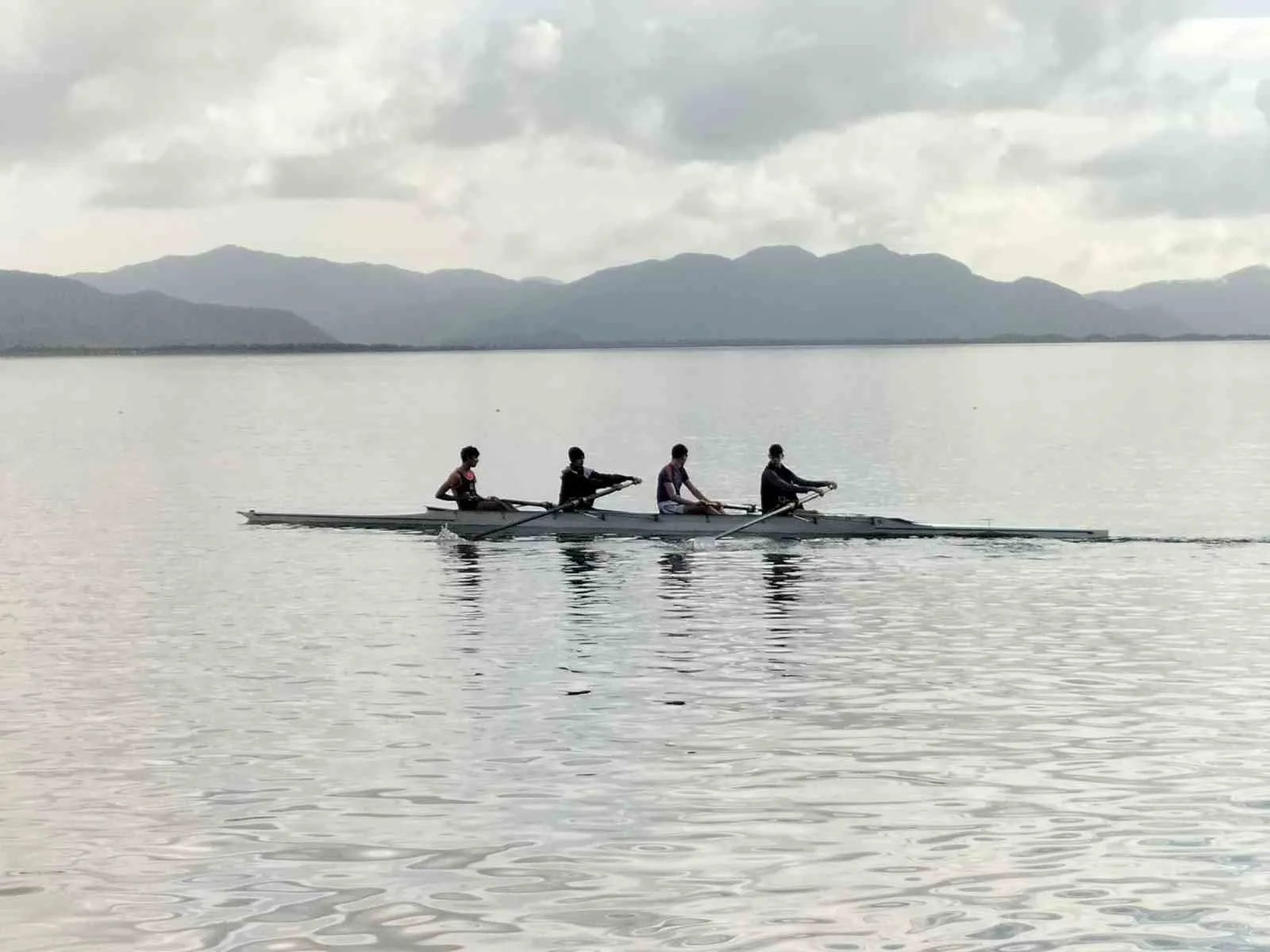 Köyceğiz'de 14-17 yaş arası öğrenciler, "7’den 70’e Köyceğiz Spor Yapıyor"