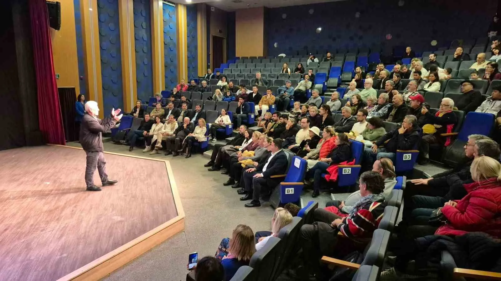Bodrumlu efsane süngerci "Aksona Mehmet"in hayatını ve denizlerin korunması gerektiğini