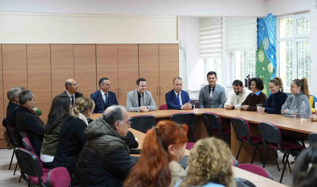 Muğla İl Milli Eğitim Müdürü Emre Çay, Turgutreis Anadolu Lisesi’ni