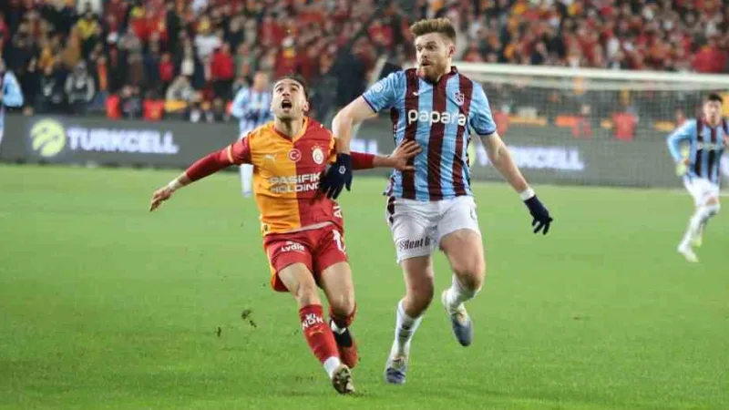 Galatasaray, Turkcell Süper Kupa yarı finalinde Barış Alper, Eren, Yunus