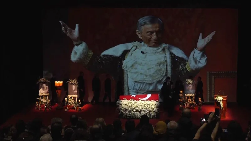 Haldun Dormen için düzenlenen anma törenine sanat camiası katıldı. Oğlu