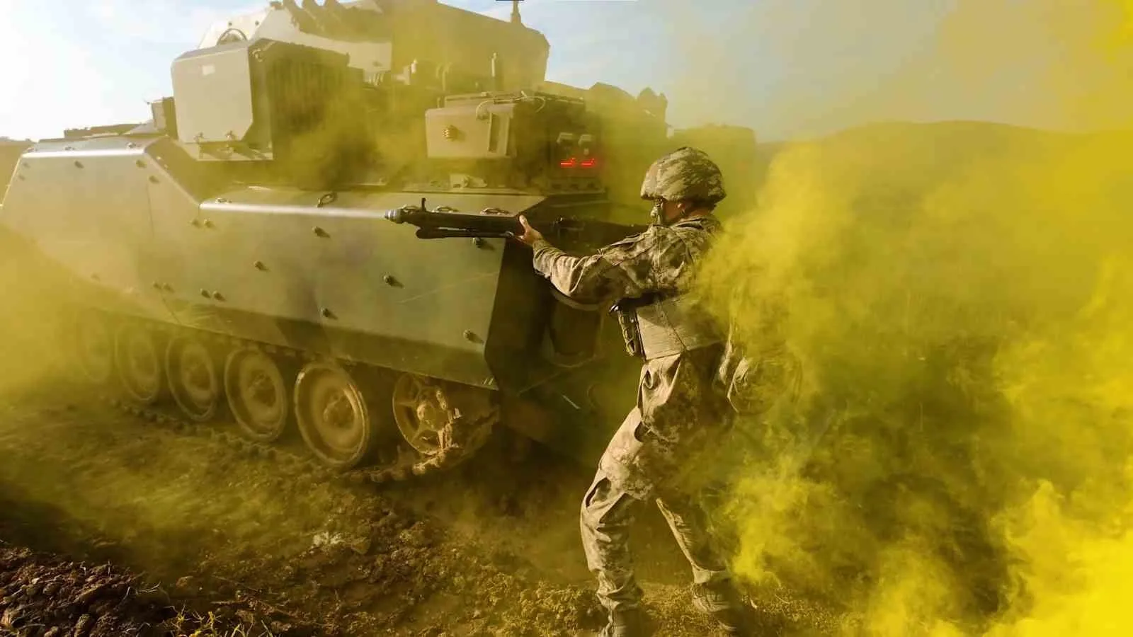 İstanbul Tuzla'daki Piyade Okulu, 1909'dan beri piyade sınıfı personelini zorlu