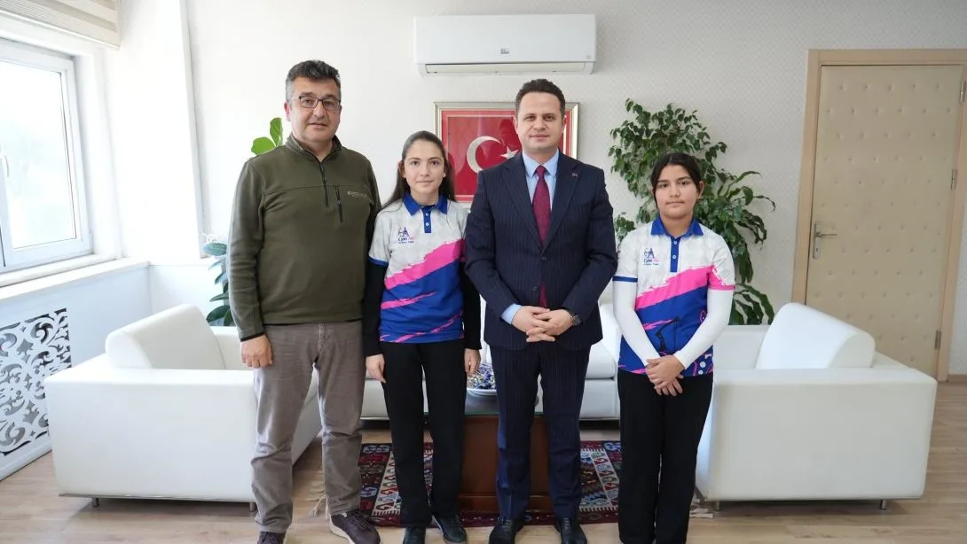 Samsun’da düzenlenen 2025 Salon Okçuluk Türkiye Şampiyonası’nda önemli dereceler elde