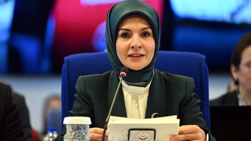 Aile ve Sosyal Hizmetler Bakanı Mahinur Özdemir Göktaş, engelli ve