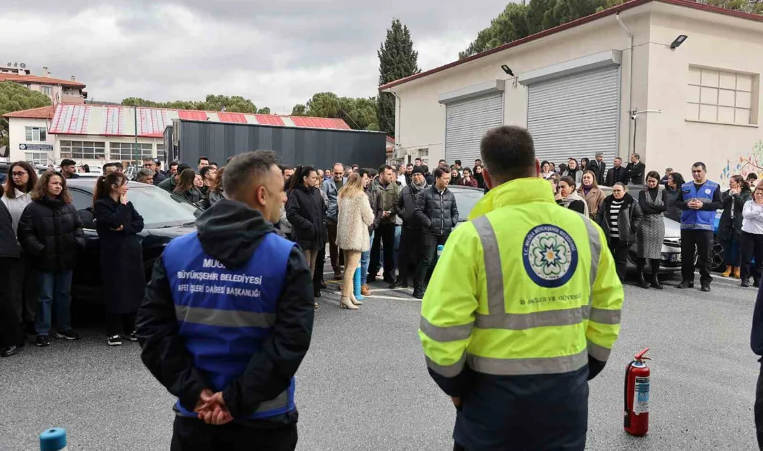 Muğla Büyükşehir Belediyesi, afetlere hazırlık kapsamında hizmet binalarında risk analizi
