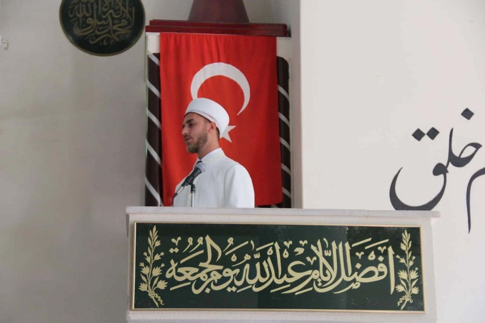 Muğla'da okunan Cuma hutbesinde, Ramazan ayının bağımlılıklardan kurtulmak için büyük