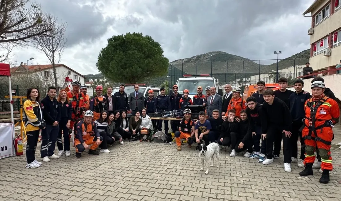 Datça Şehit Ersoy Yorulmaz Anadolu Lisesi’nde, mülki idari amirler ve