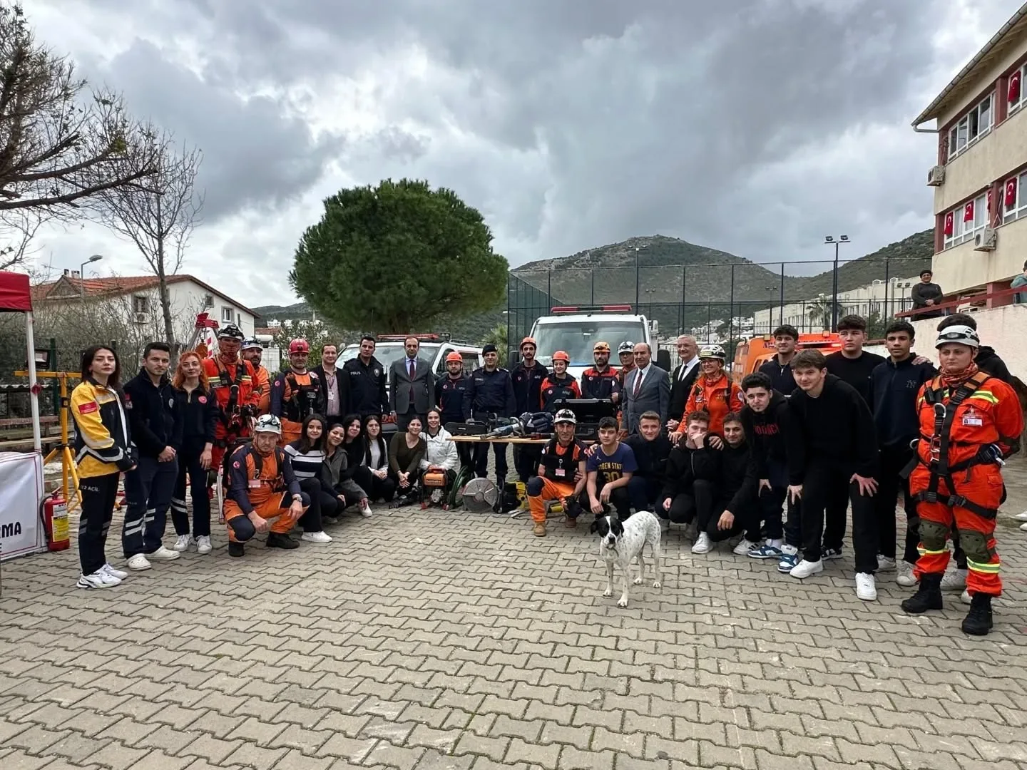 Datça Şehit Ersoy Yorulmaz Anadolu Lisesi’nde, mülki idari amirler ve