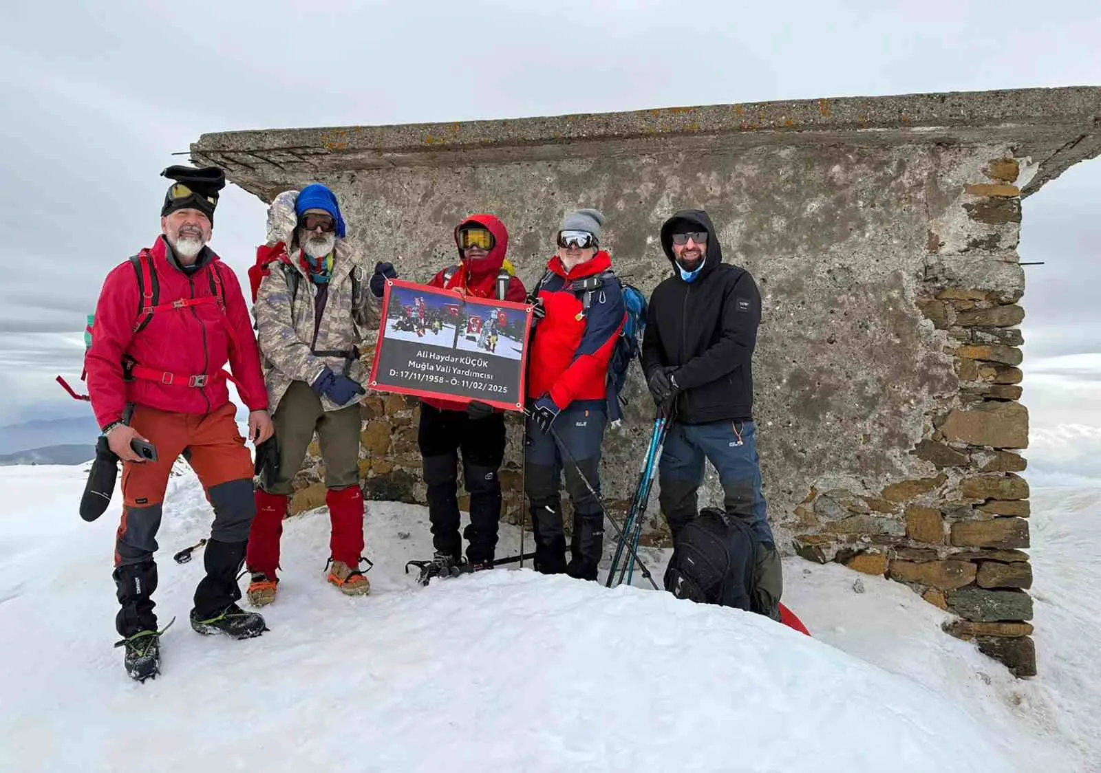 Muğla ve Denizli'den bir araya gelen dağcılar, doğa sporlarına katkılarıyla