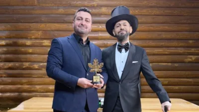 International Peace Prize ödüllü, dünyaca ünlü yazar, Nobel Barış Ödülü