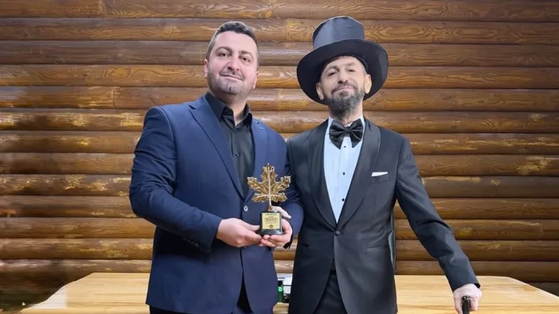 International Peace Prize ödüllü, dünyaca ünlü yazar, Nobel Barış Ödülü