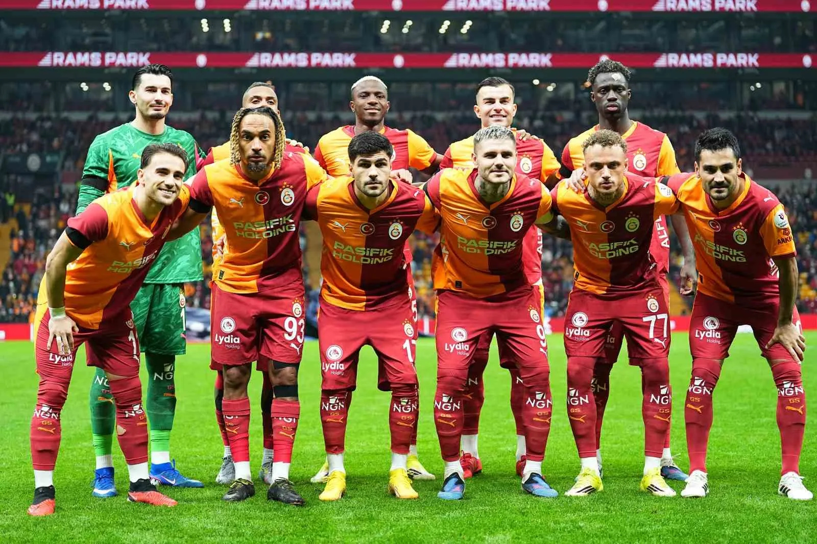 Galatasaray, UEFA Şampiyonlar Ligi son 16 play-off turu ilk maçında