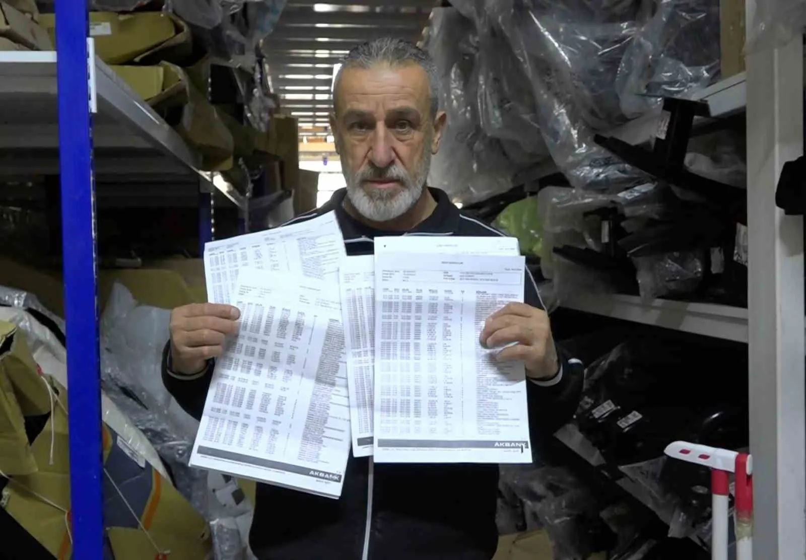 Aksaray’da borçlarını kapatma vaadiyle kandırılan 55 yaşındaki Gazi Özdemir’in mobil