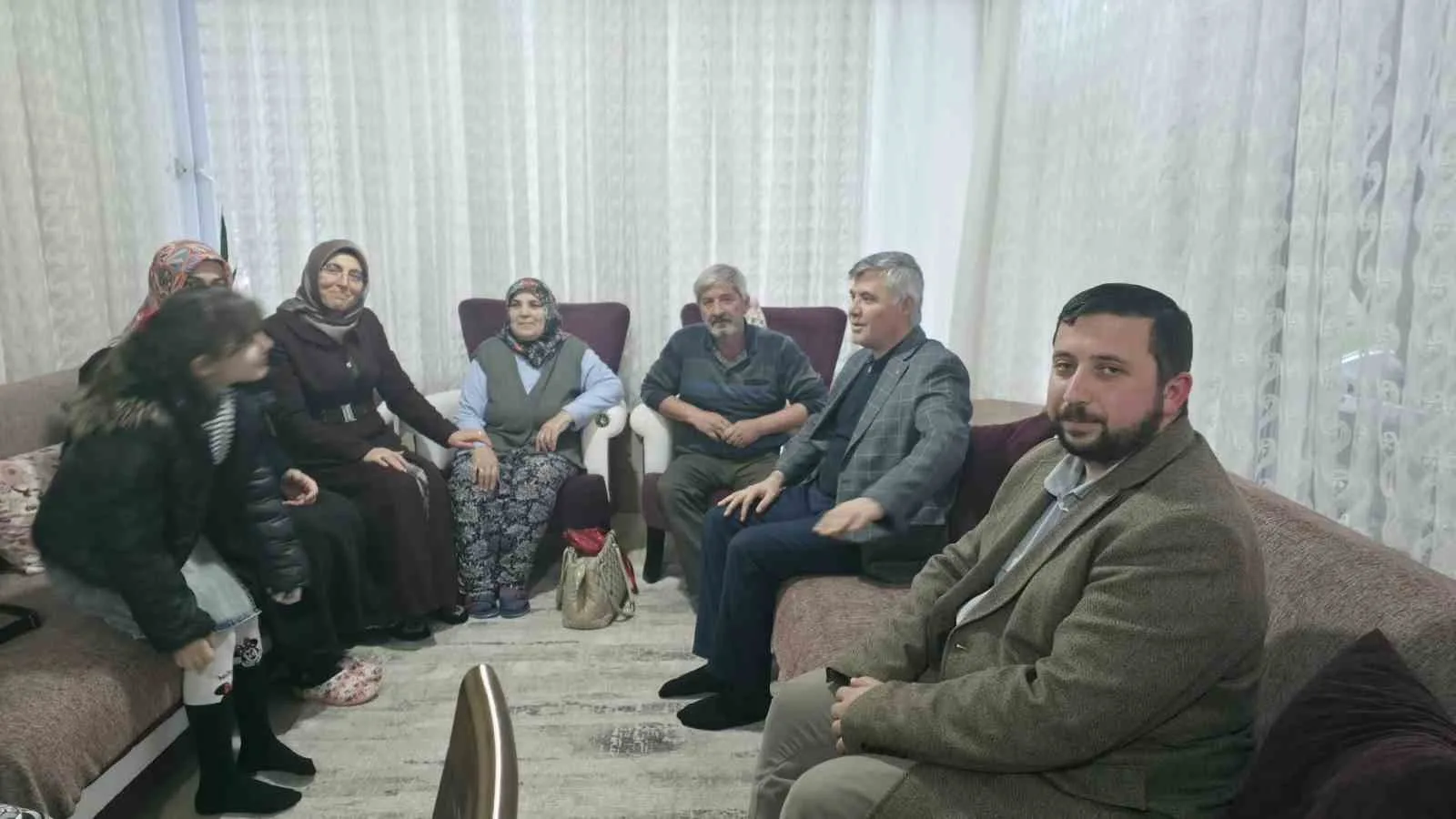 Köyceğiz Kaymakamlığı tarafından başlatılan "Gönüller Bir Sofralar Bir" projesi kapsamında,