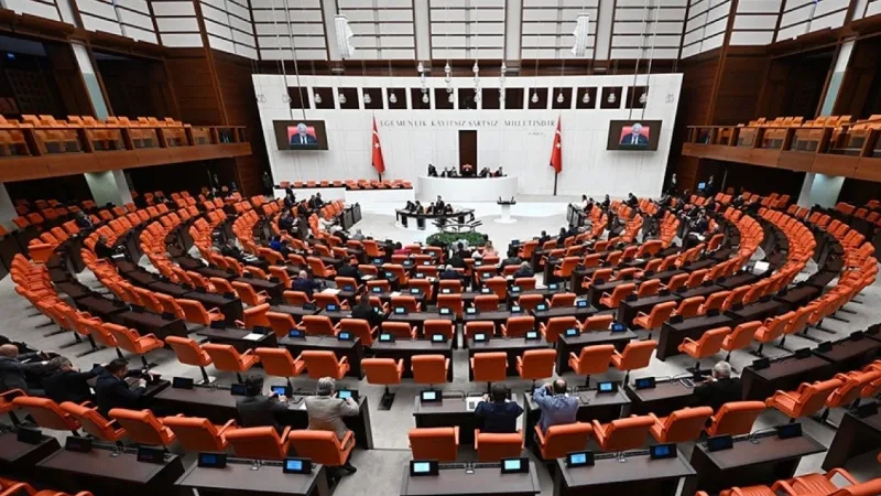 GBT propagandasına hapis cezası geliyor! Adalet Bakanlığı'ndan aile kurumunu koruyacak