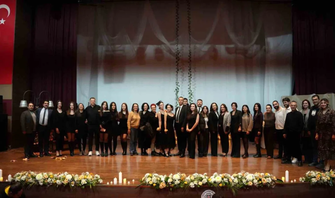 MTK Koleji öğrencilerinin hazırladığı ‘Şiirle Müziğin Dansı’ etkinliği, şiirleri canlı
