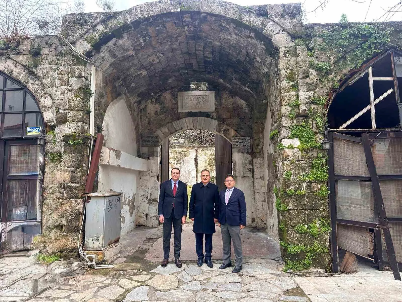 Muğla Valisi Dr. İdris Akbıyık, Marmaris ziyareti kapsamında Hafsa Sultan