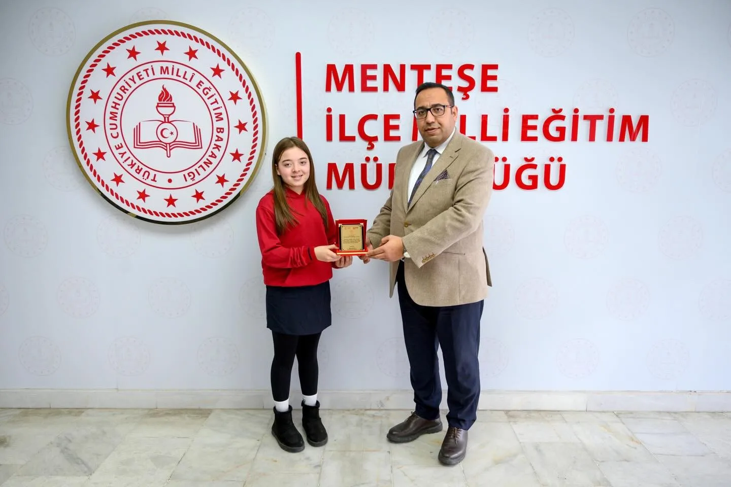 Muğla'da düzenlenen "Korkma Gençliğin Ruhu Burada" temalı İstiklal Marşı'nı Güzel