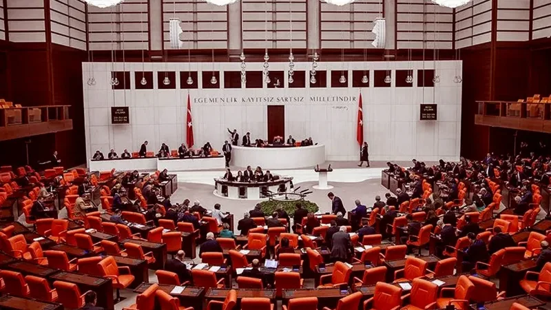 Meclis'e sunulması planlanan yeni Torba Yasa ile emekli ikramiyelerinin 5