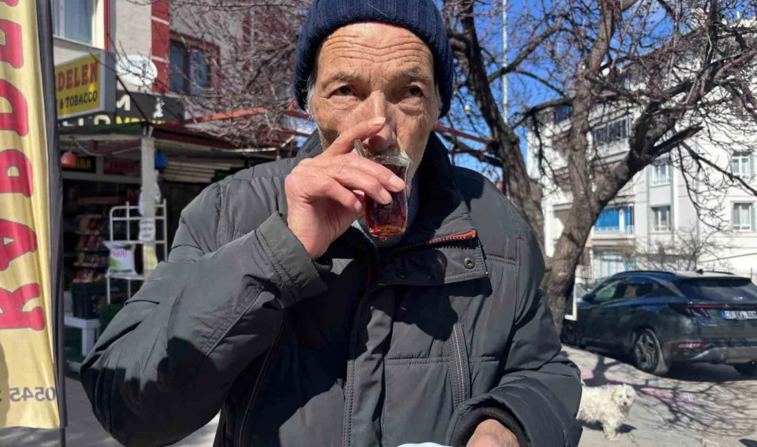 Ankara'da yaşayan Mustafa Akbıyık, 1992 yılında geçirdiği zehirlenme sonrası gelişen