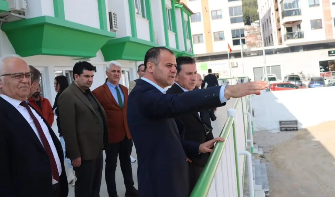 Muğla Büyükşehir Belediye Başkanı Ahmet Aras, Muğlaspor Kulübü tesislerini ziyaret