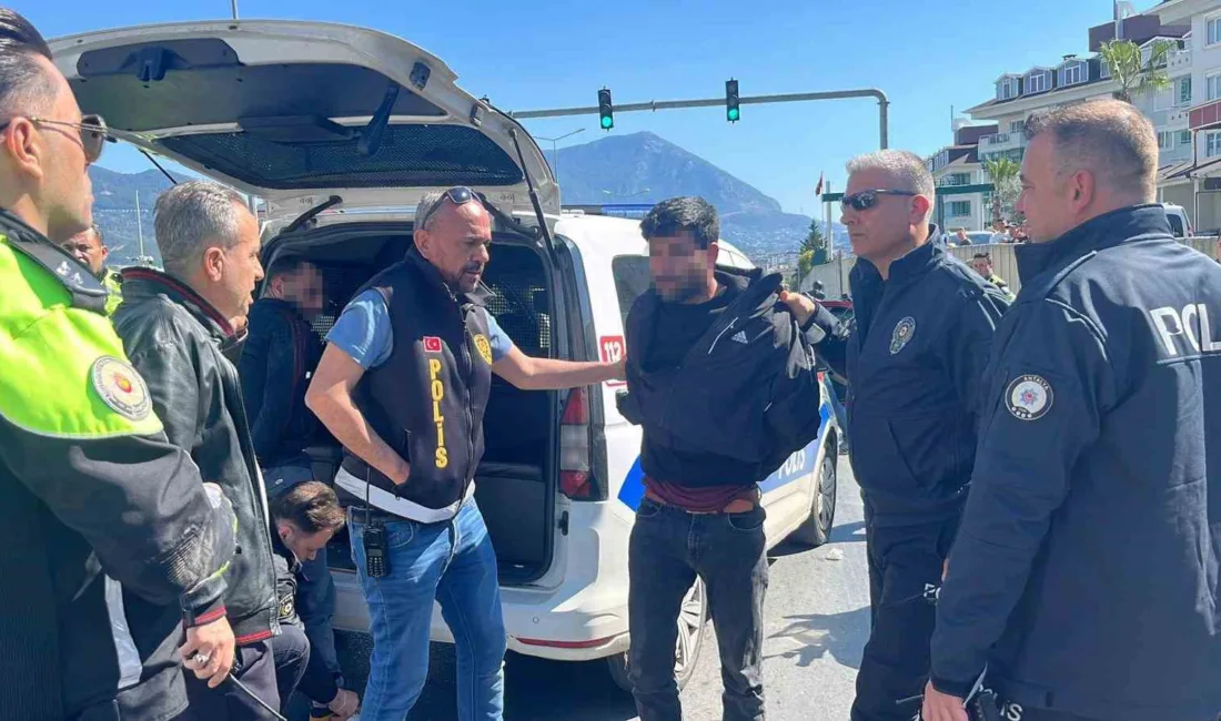 Alanya’da polisten kaçarken trafiği birbirine katan ehliyetsiz sürücüye, 10 kilometrelik