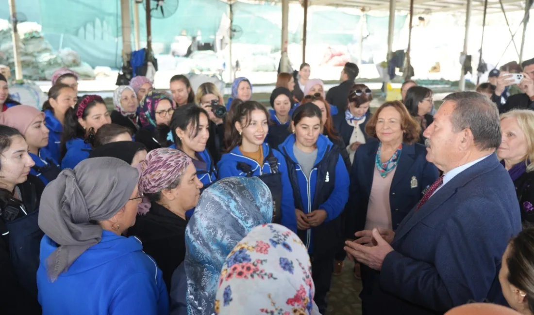 Milas Belediye Başkanı Fevzi Topuz, 8 Mart Dünya Kadınlar Günü