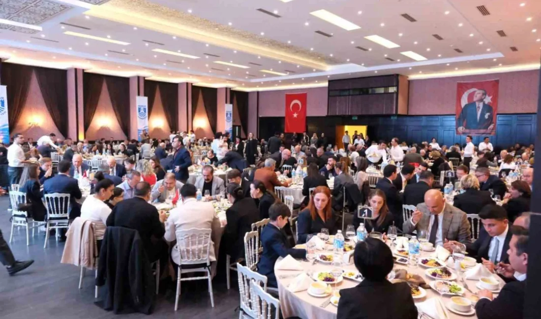 Belediye ekipleri 17 şehit ailesini evlerinde ziyaret ederek Başkan Tamer