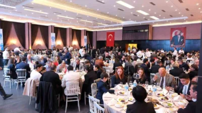 Belediye ekipleri 17 şehit ailesini evlerinde ziyaret ederek Başkan Tamer