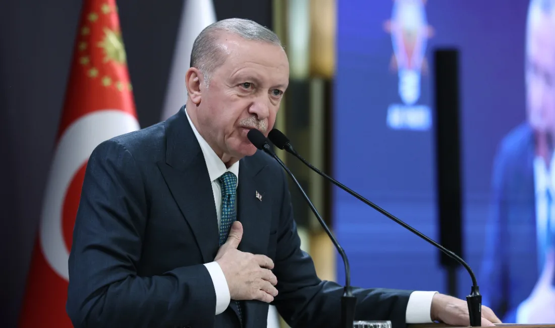Cumhurbaşkanı Recep Tayyip Erdoğan, AK Parti Kongre Merkezi’nde düzenlenen iftar