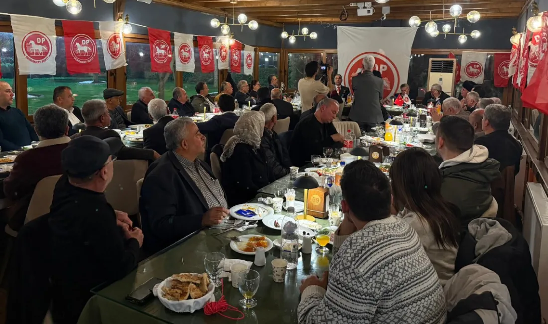 Menteşe’de düzenlenen iftar programında Demokrat Parti Muğla İl Teşkilatı bir
