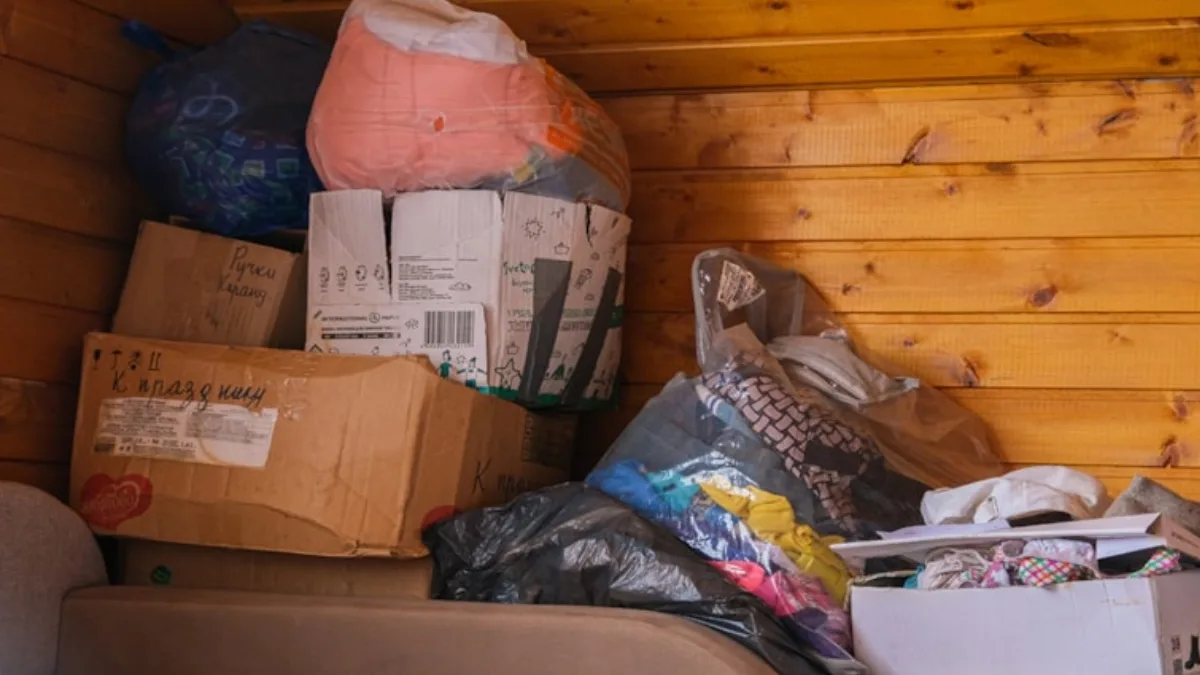 Evinizde biriken ve "bir gün lazım olur" dediğiniz 15 eşya,