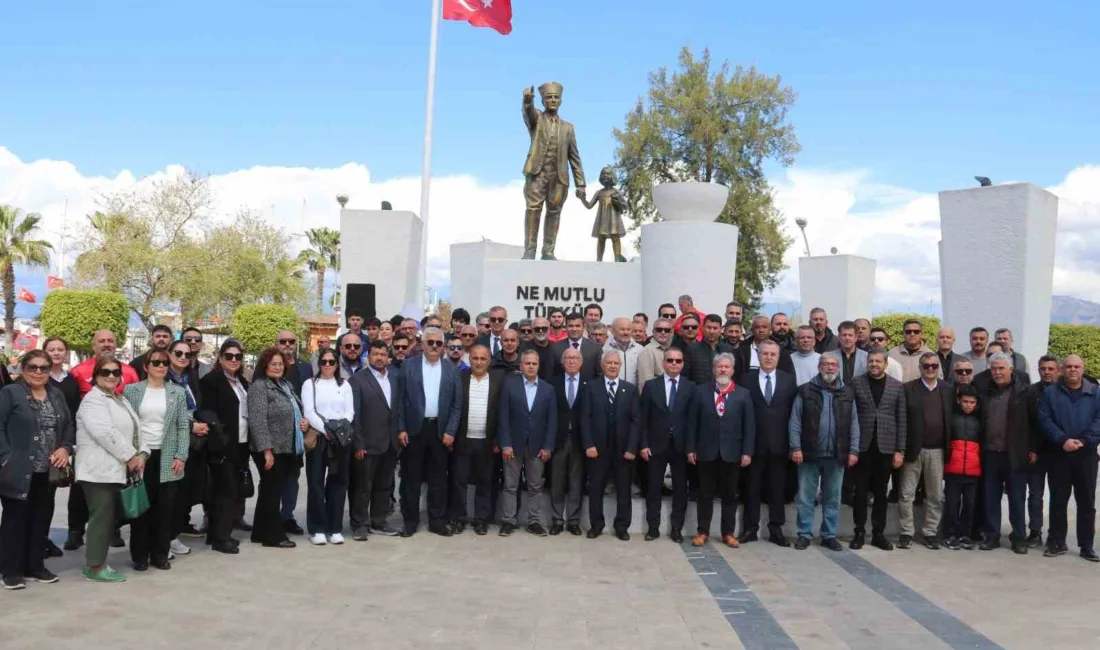 Fethiyespor'un 93. kuruluş yıl dönümü Beşkaza Meydanı'nda coşkuyla kutlanırken, Başkan