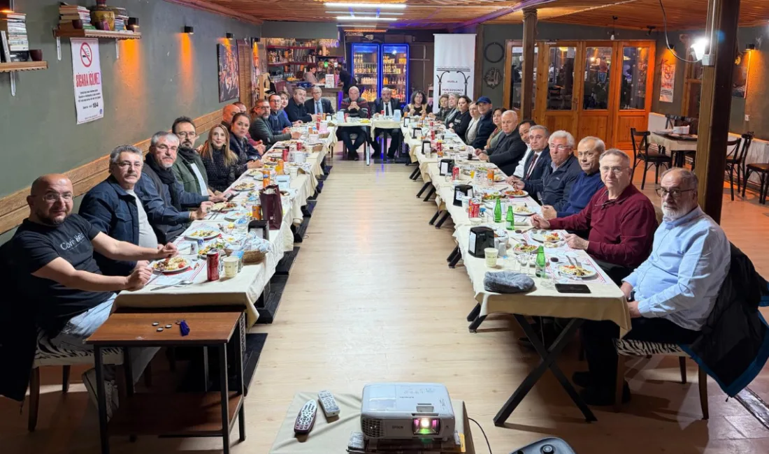 Hür Düşünce Platformu’nun düzenlediği iftar buluşmasında konuşan Muğla Şoförler ve