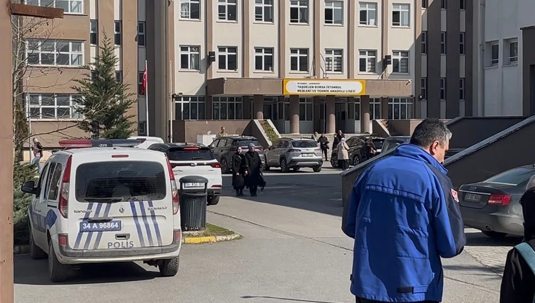 Çekmeköy Borsa İstanbul Mesleki Teknik Anadolu Lisesi'nde 17 yaşındaki bir