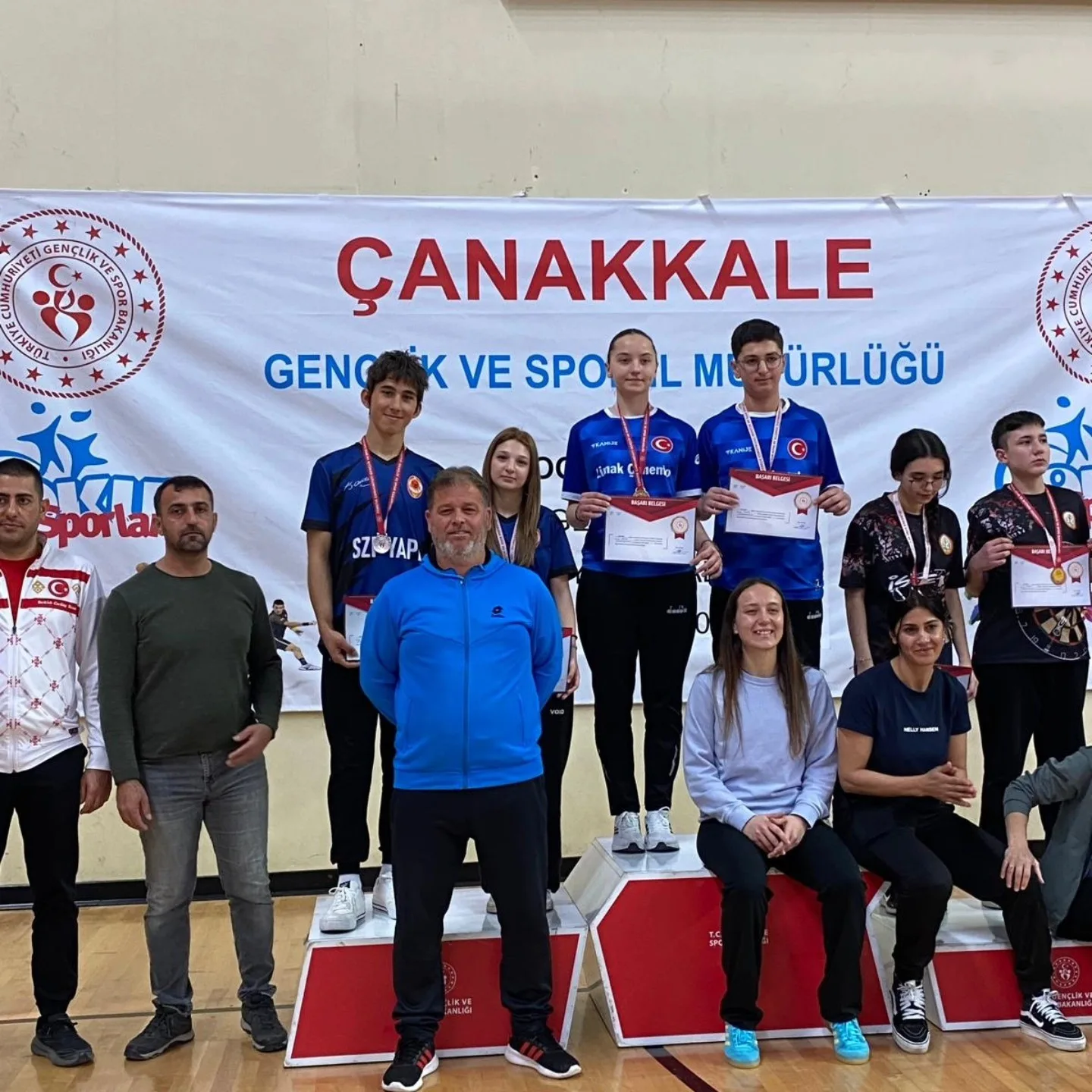 Köyceğiz Naip Hüseyin Anadolu Lisesi sporcuları, Çanakkale'de elde ettikleri bölge