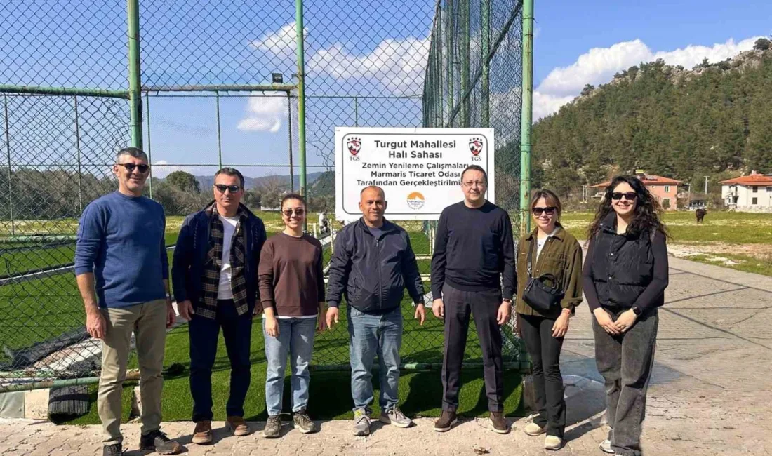 Marmaris Ticaret Odası, Turgut Mahallesi’nde spor sahasını baştan aşağı yenilerken,
