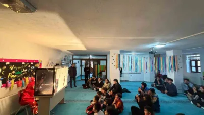 Menteşe Uluslararası Gençlik Merkezi gönüllüleri, Ramazan etkinlikleri kapsamında ilçe genelindeki