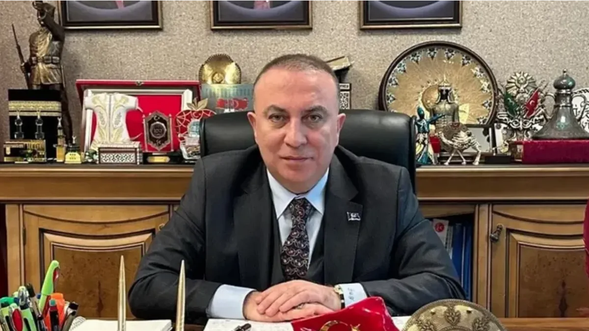 MHP Genel Başkan Yardımcısı İzzet Ulvi Yönter, parti içinden bilgi