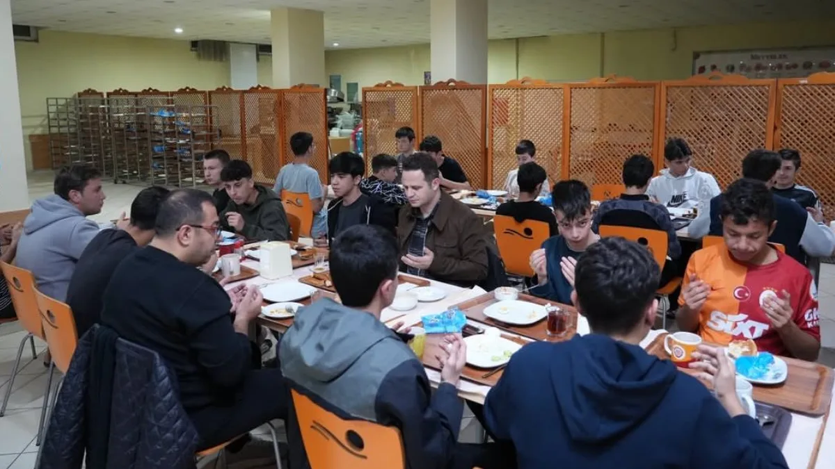 Muğla İl Milli Eğitim Müdürü Emre Çay, Şehit Mehmet Çetin