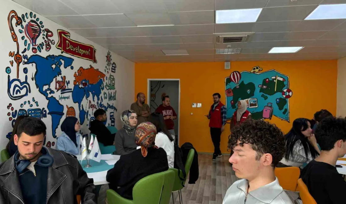 Menteşe Uluslararası Gençlik Merkezi’nin başlattığı "Bir Fikrim Var" programıyla, gönüllü