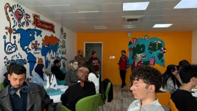 Menteşe Uluslararası Gençlik Merkezi’nin başlattığı "Bir Fikrim Var" programıyla, gönüllü