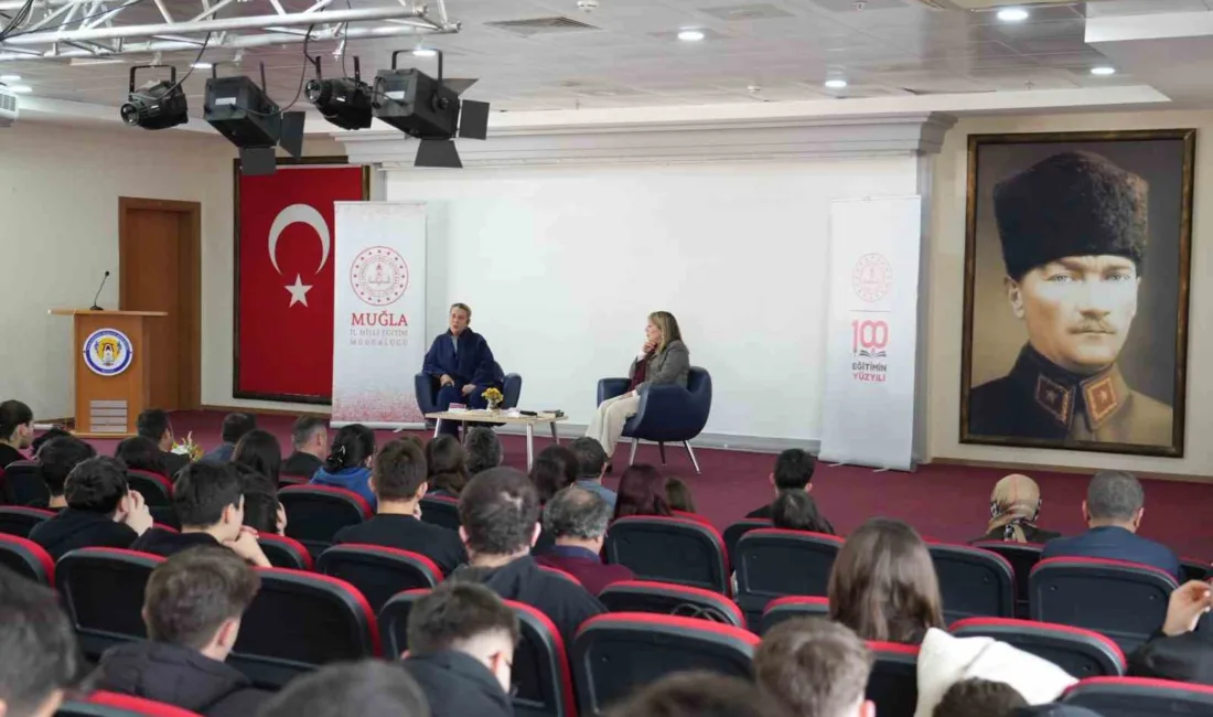 Muğla'da düzenlenen "Liselerden Gazze’ye Bir Nefes" panelinde lise öğrencileri, uzman