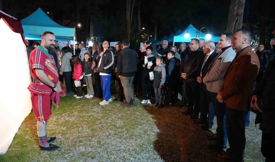 Muğla İl Millî Eğitim Müdürlüğü'nün düzenlediği Ramazan Çocuk Şenliği'nde yüzlerce