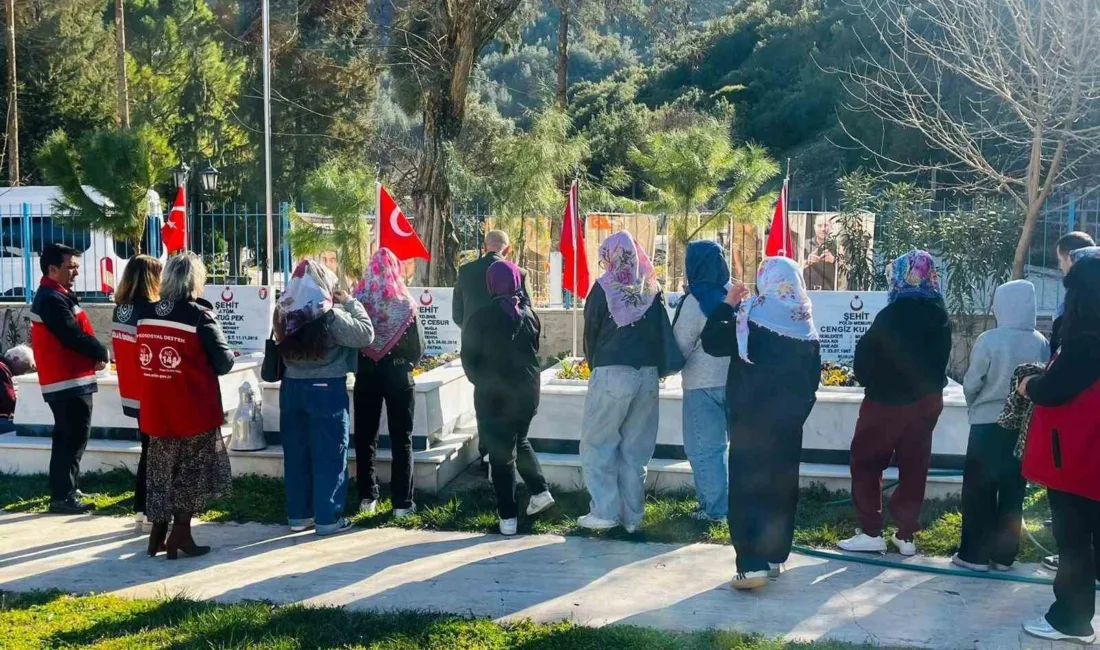 Muğla Sosyal Hizmetler bünyesindeki çocuklar, İl Müdürü Yakup Kütük eşliğinde