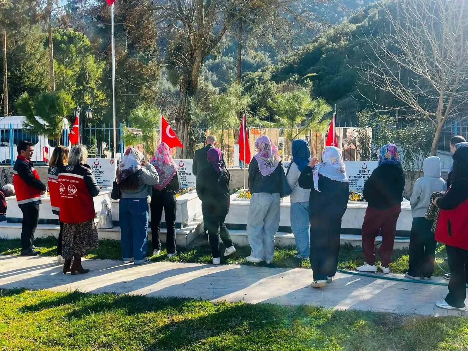 Muğla Sosyal Hizmetler bünyesindeki çocuklar, İl Müdürü Yakup Kütük eşliğinde