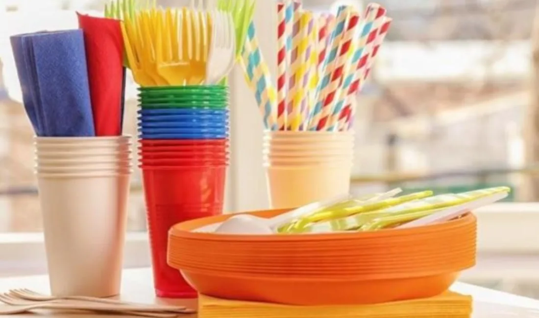 Çevre, Şehircilik ve İklim Değişikliği Bakanlığı, tek kullanımlık plastiklerin kullanımını